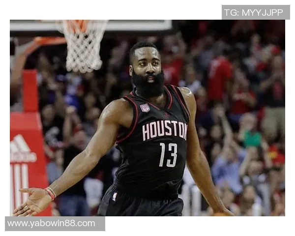 赛季至今仅四人场均得分19分以上并抓下12个篮板命中率超50解析